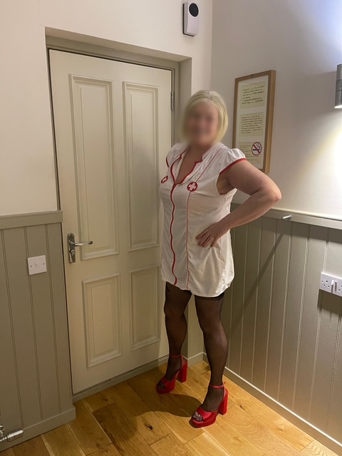 Jess, a touring escort for London, Scotland and Ireland