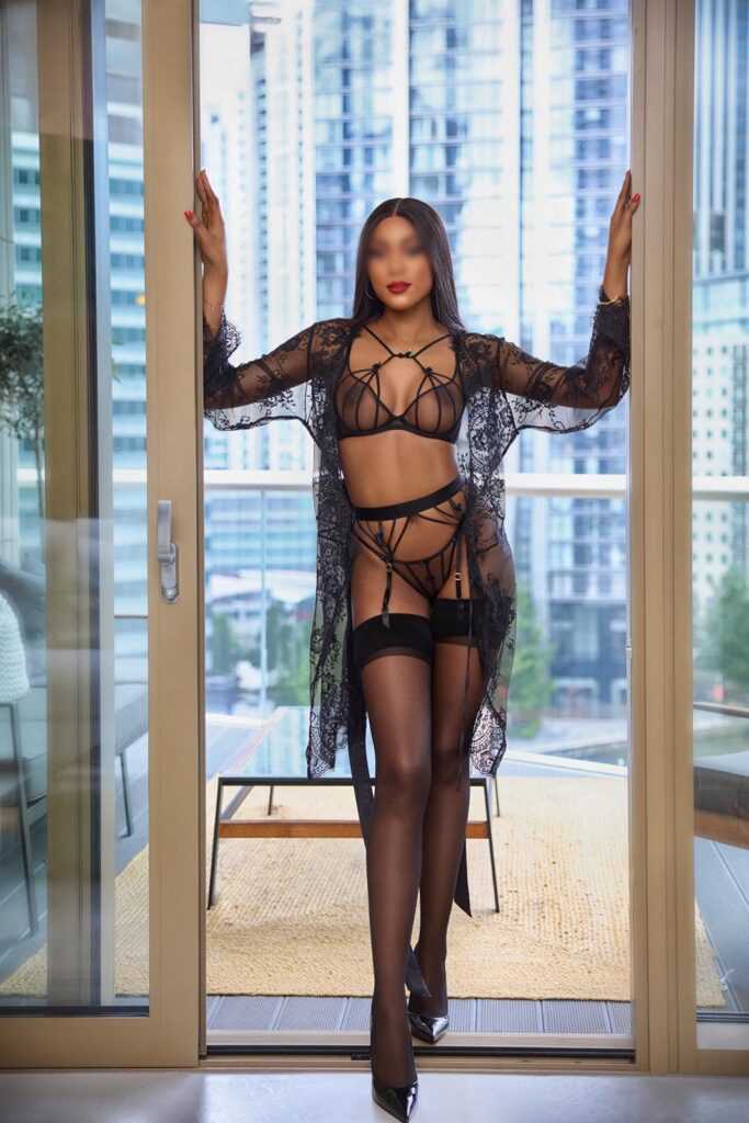 Zara Luxa - Canary Wharf